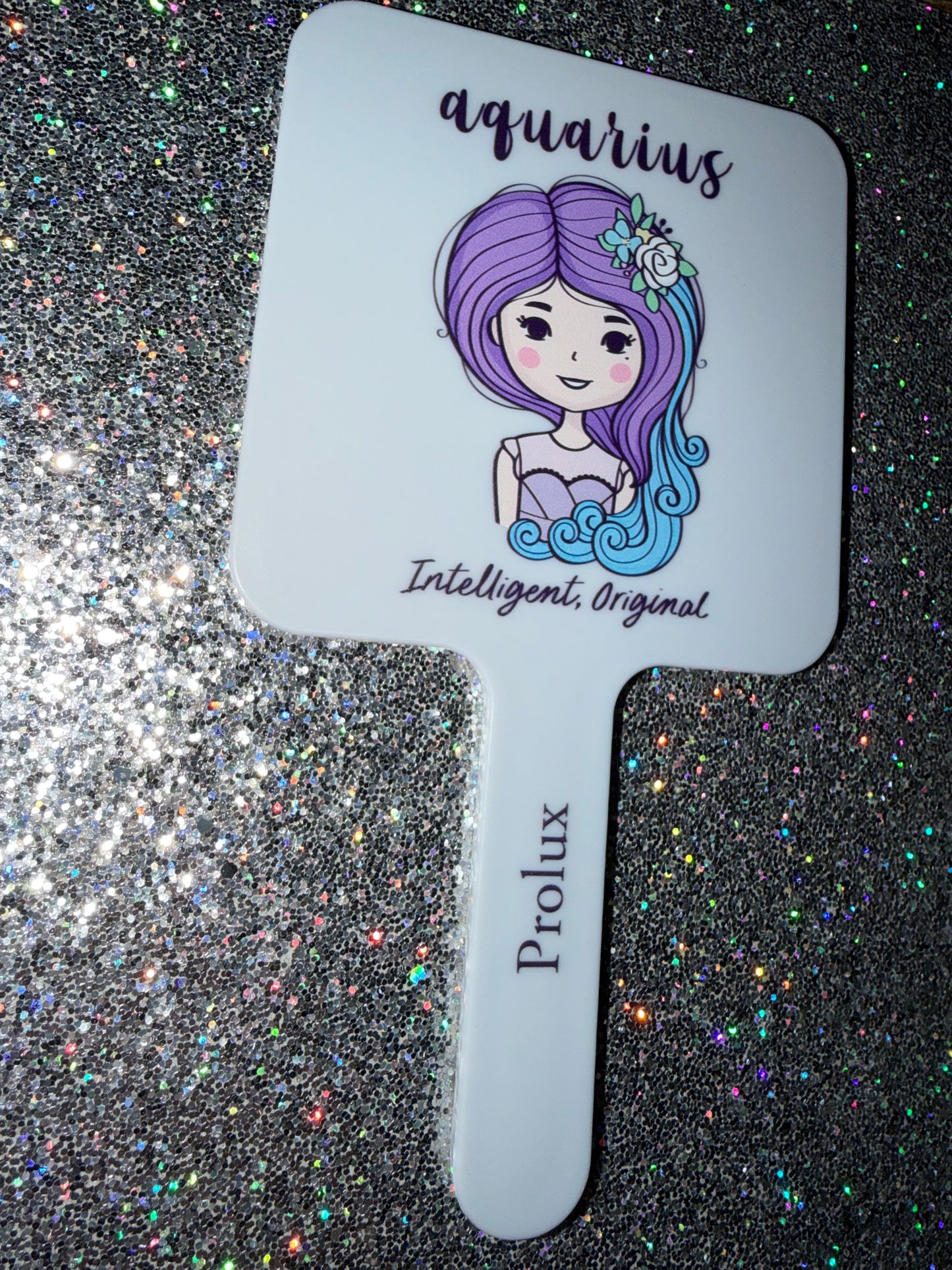 Handheld Mirror