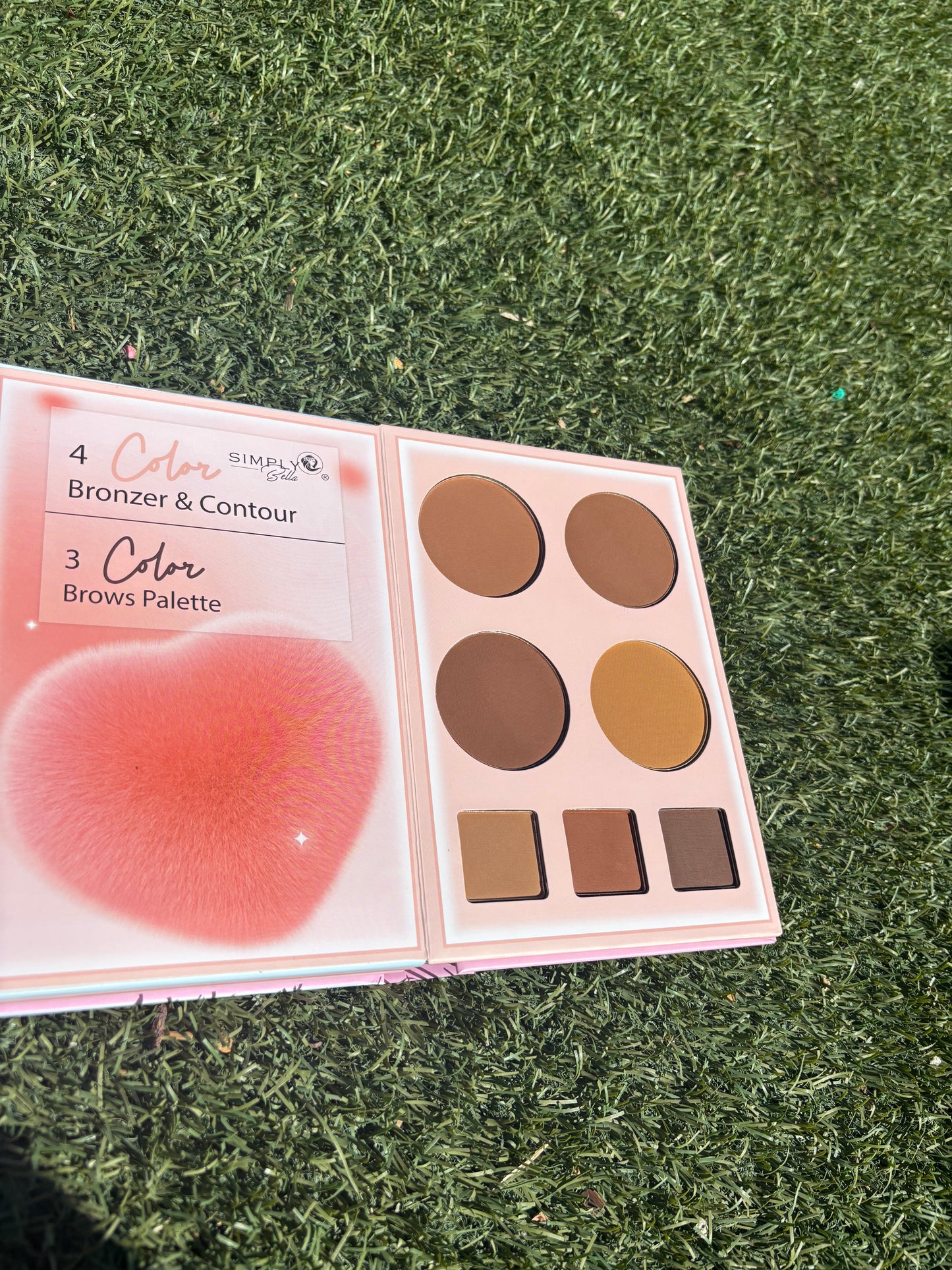 Eyeshadow Palette Book